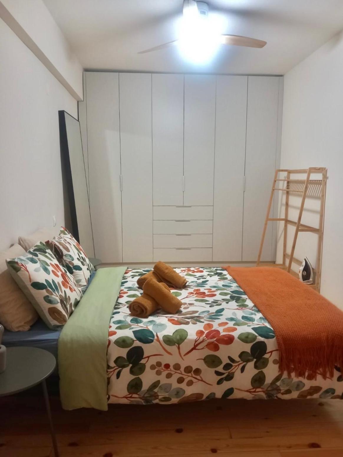 Specious Flat In Thessaloniki Aparthotel Bagian luar foto
